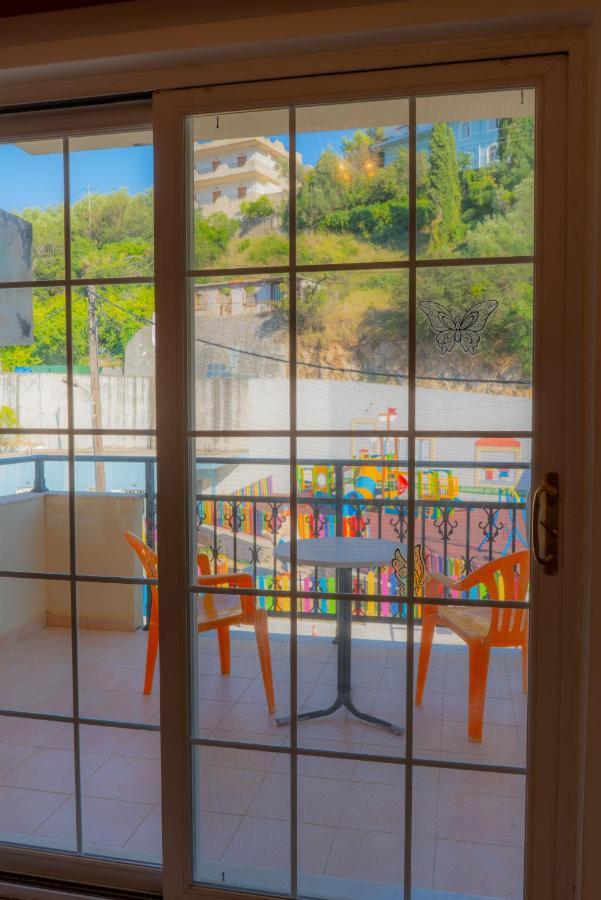 Valsamis Villa Apartments Poros  Exterior foto