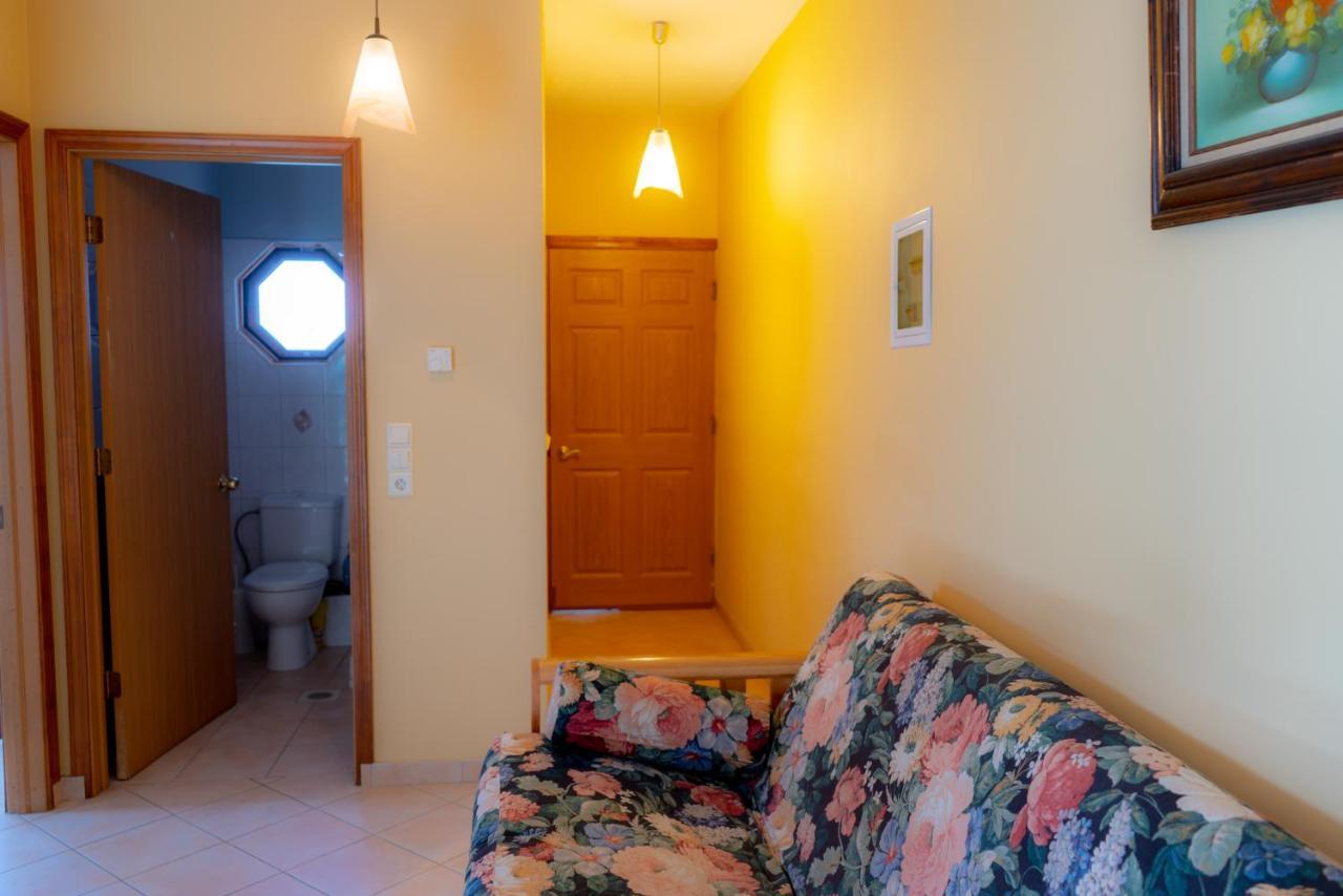 Valsamis Villa Apartments Poros  Exterior foto
