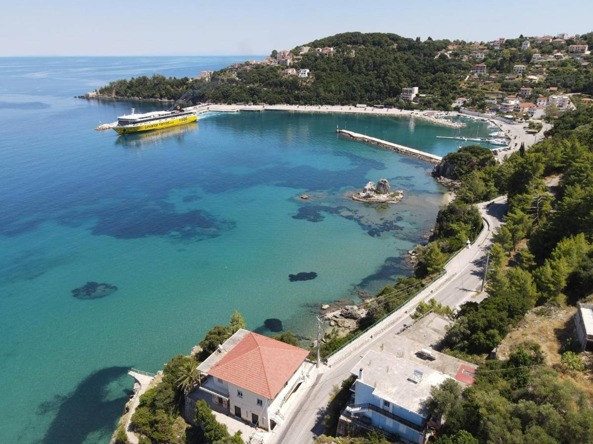 Valsamis Villa Apartments Poros  Exterior foto